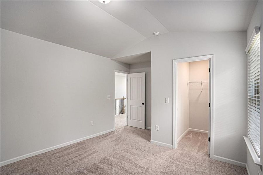 Spacious, unfurnished interior of a new home in , Hampton (Image 27).