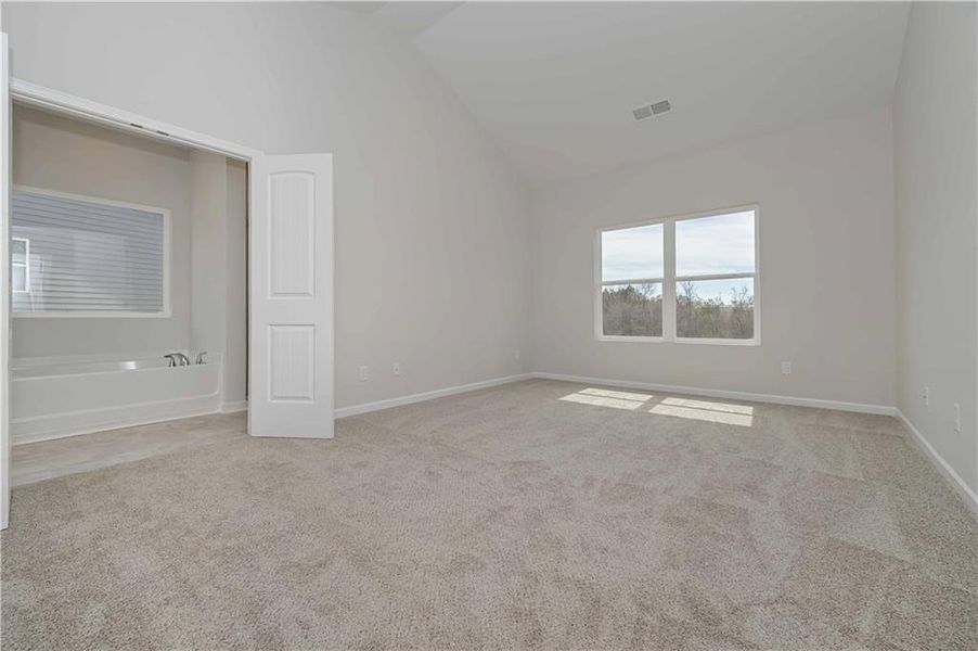 Spacious, unfurnished interior of a new home in , Villa Rica (Image 14).