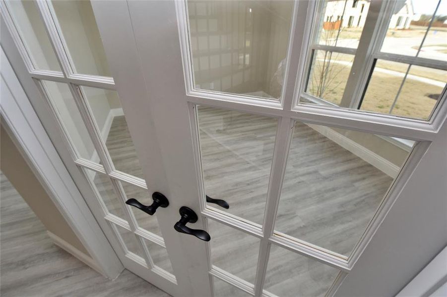 Spacious, unfurnished interior of a new home in , Prosper (Image 15).