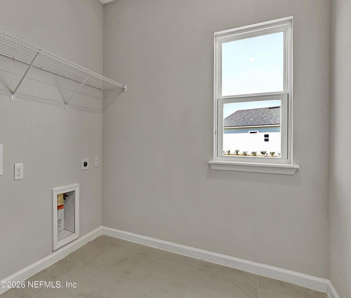 Spacious, unfurnished interior of a new home in , St. Augustine (Image 10).