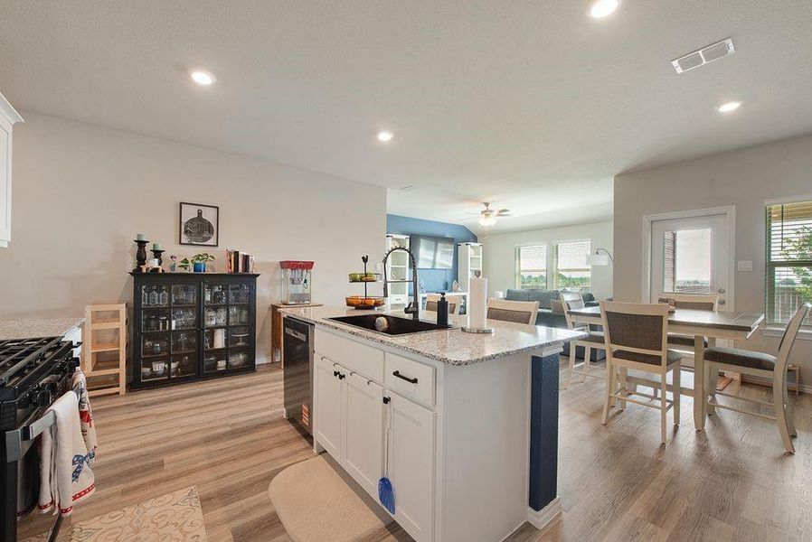 Furnished interior view inside a new home in , Fort Worth (Image 14).