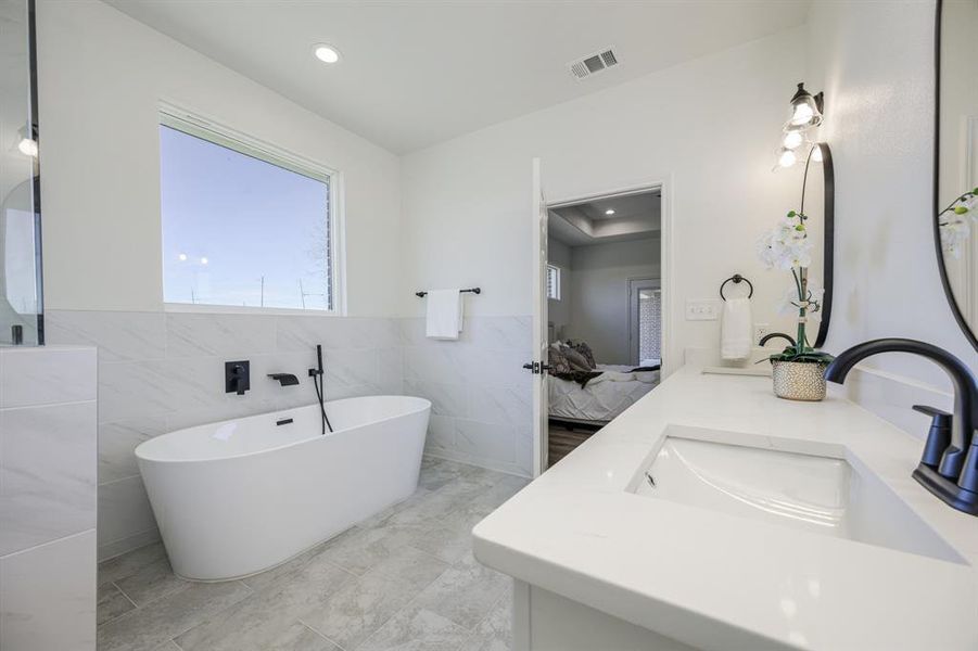 Furnished interior view inside a new home in , Farmersville (Image 32).