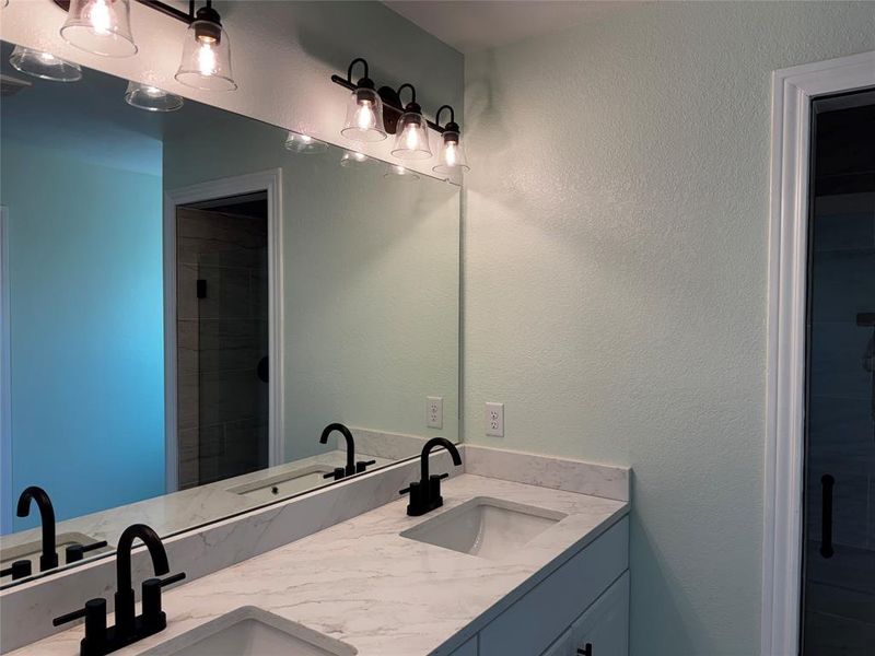 Image 28 of a home in .