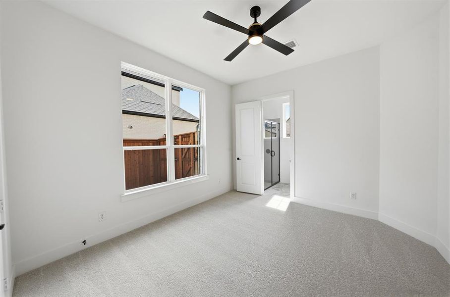 Spacious, unfurnished interior of a new home in Light Farms Graham/Reagan, Celina (Image 24).