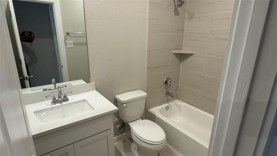 Image 3 of a home in Westridge Cove 50'. Image 3 of a home in Westridge Cove 50'.