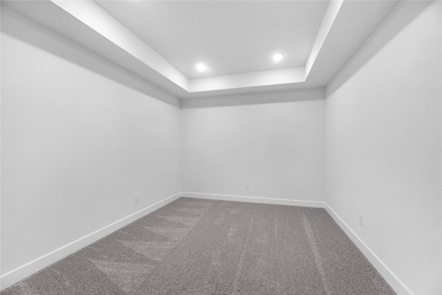 Representative image. Features, selections and colors may vary.