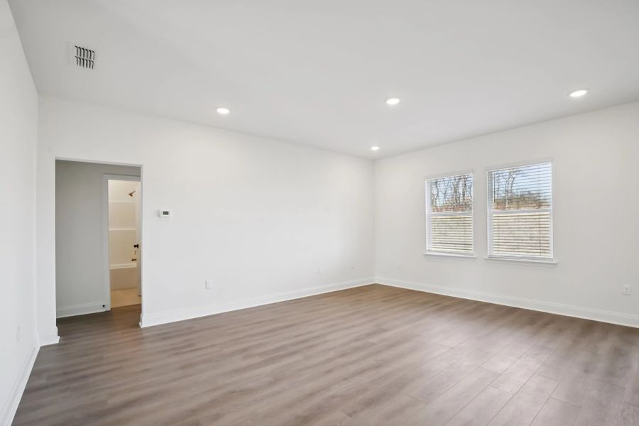 Spacious, unfurnished interior of a new home in Ascent at Arbor Ridge, La Vergne (Image 29). Spacious, unfurnished interior of a new home in Ascent at Arbor Ridge, La Vergne (Image 29).