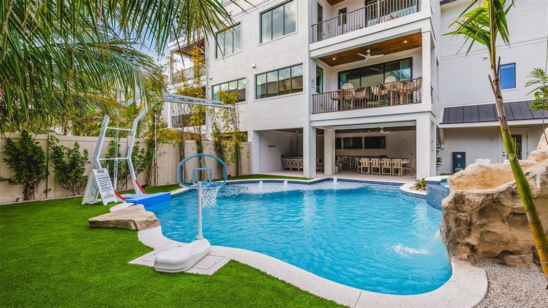 Exterior details and patio area of a home in , Sarasota (Image 27).