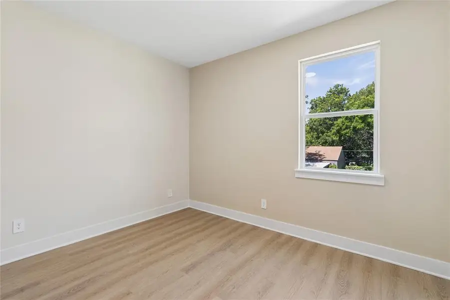 Spacious, unfurnished interior of a new home in , Fort Worth (Image 20).