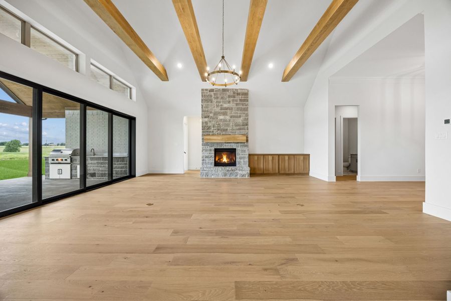Spacious, unfurnished interior of a new home in The Retreat, Cleburne (Image 15). Spacious, unfurnished interior of a new home in The Retreat, Cleburne (Image 15).