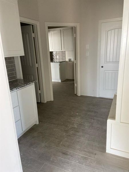 Spacious, unfurnished interior of a new home in Hillview Addition, Decatur (Image 8).