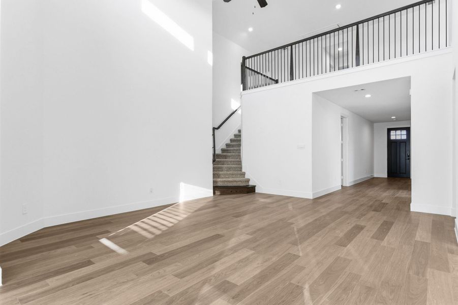 Spacious, unfurnished interior of a new home in , League City (Image 31).