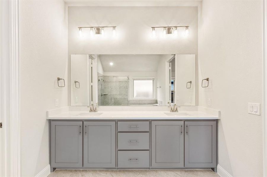 Furnished interior view inside a new home in Ridgepoint, Midlothian (Image 10).