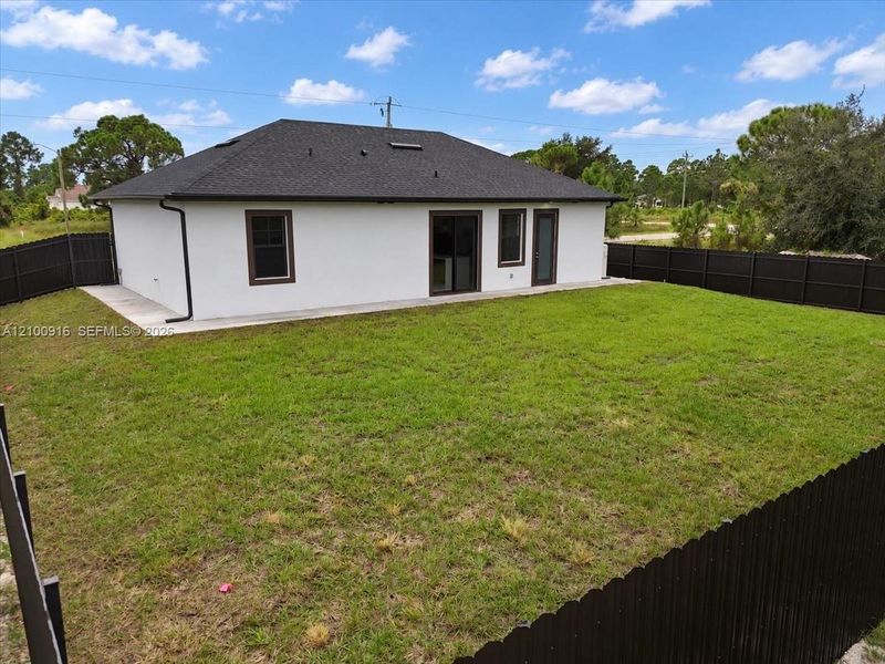 Exterior details and patio area of a home in , Lehigh Acres (Image 3).
