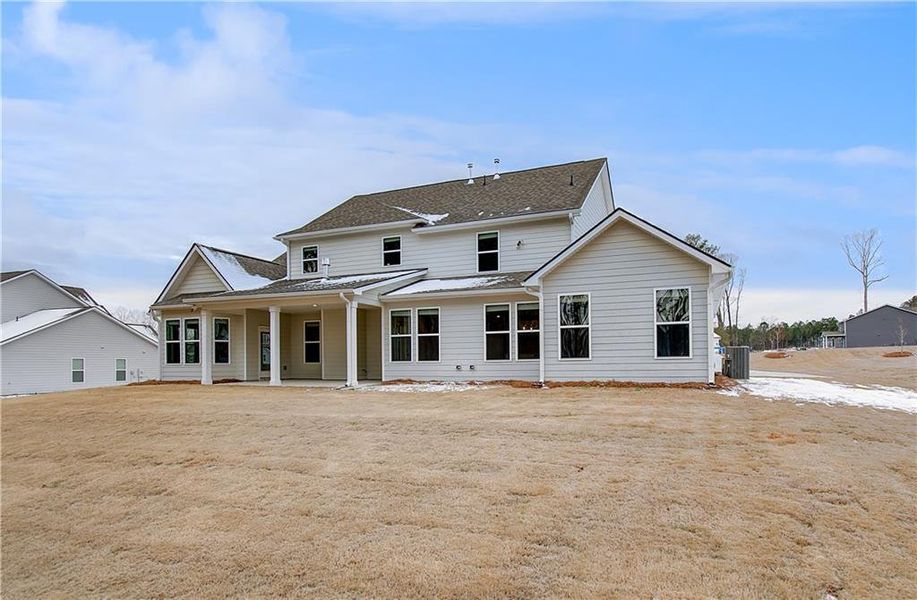 Exterior details and patio area of a home in , Senoia (Image 3).