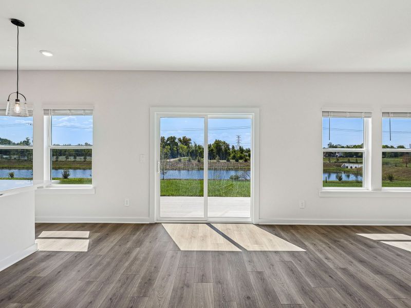 Spacious, unfurnished interior of a new home in Avery Farms - Legacy Series, Murfreesboro (Image 10).