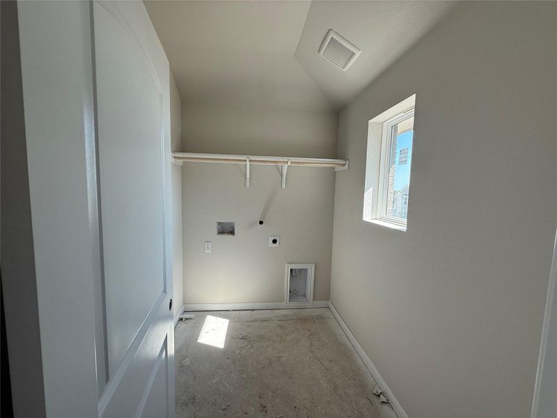 Spacious, unfurnished interior of a new home in The Cottages at La Cima, San Marcos (Image 20). Spacious, unfurnished interior of a new home in The Cottages at La Cima, San Marcos (Image 20).