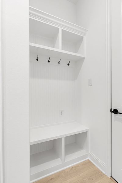 Spacious, unfurnished interior of a new home in Nelson Lake Estates, Rockwall (Image 37).
