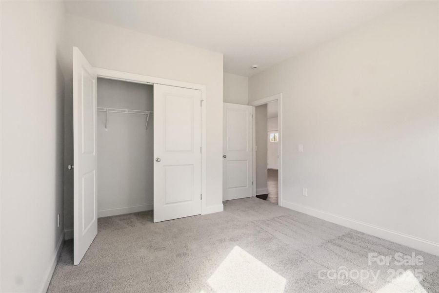 Spacious, unfurnished interior of a new home in , Granite Falls (Image 19).