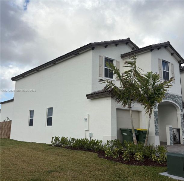 Image 11 of a home in . Image 11 of a home in .