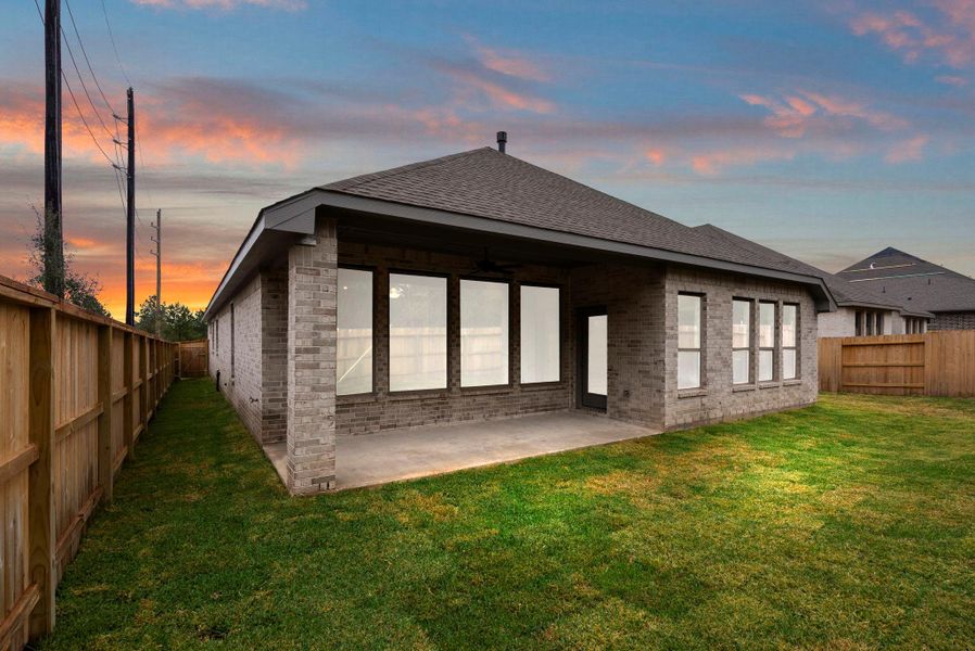 Exterior details and patio area of a home in Escondido, Magnolia (Image 4).
