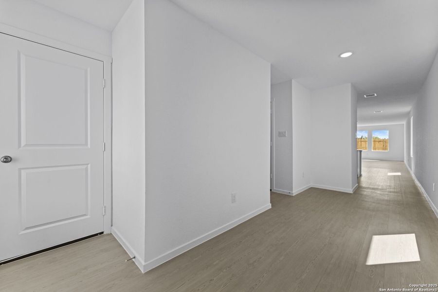Spacious, unfurnished interior of a new home in , New Braunfels (Image 20).