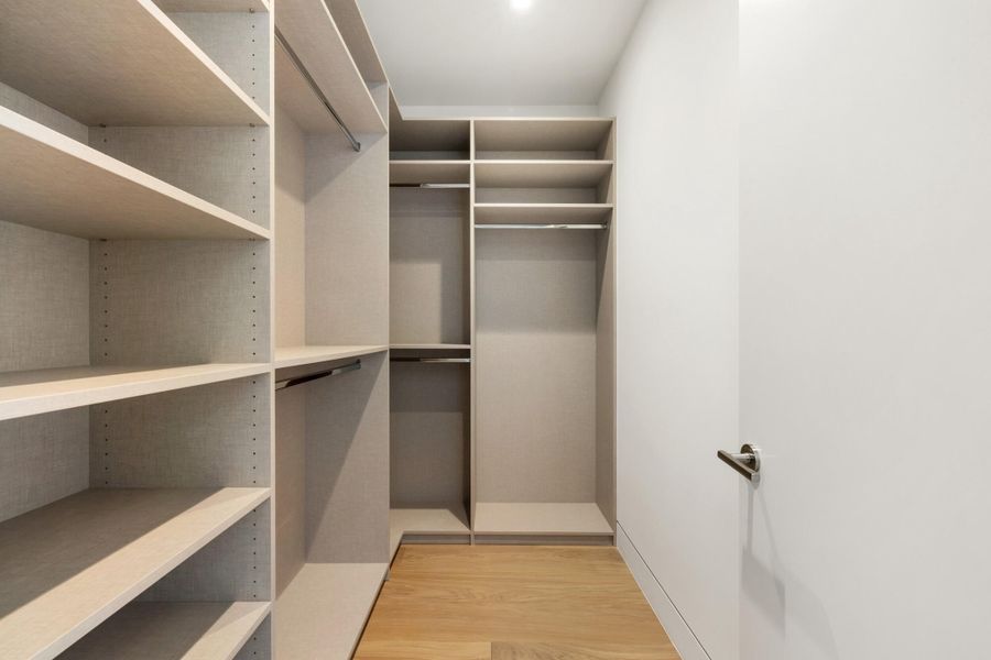 Guest Bedroom Closet