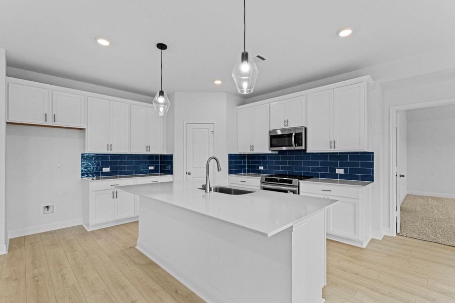 Furnished interior view inside a new home in Riverview, Georgetown (Image 5).