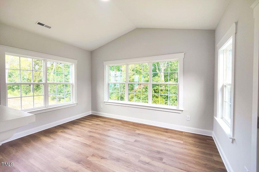 MG_lot48_Somerset_elvF_1087_Fairhaven_Dr