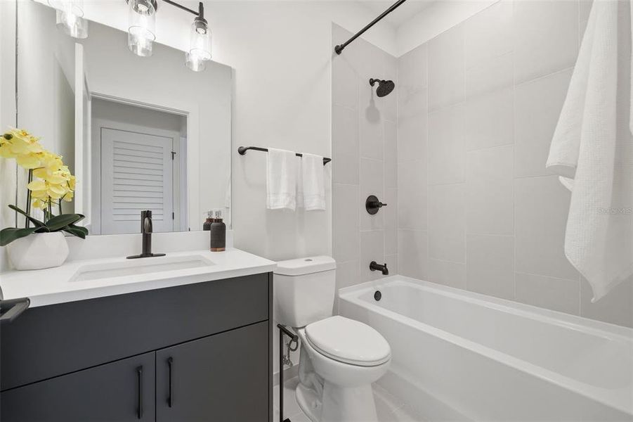 Furnished interior view inside a new home in , St. Petersburg (Image 14).