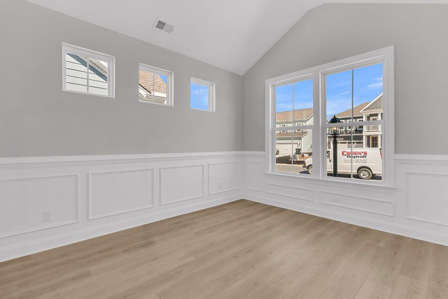 Spacious, unfurnished interior of a new home in Cherrywood Estates, Summerville (Image 30).