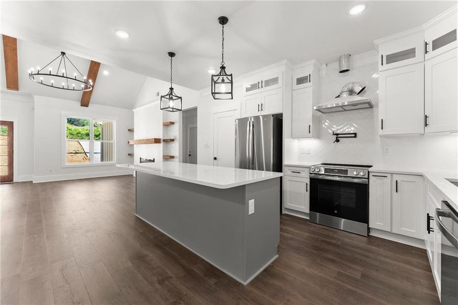 Furnished interior view inside a new home in , Gainesville (Image 9).
