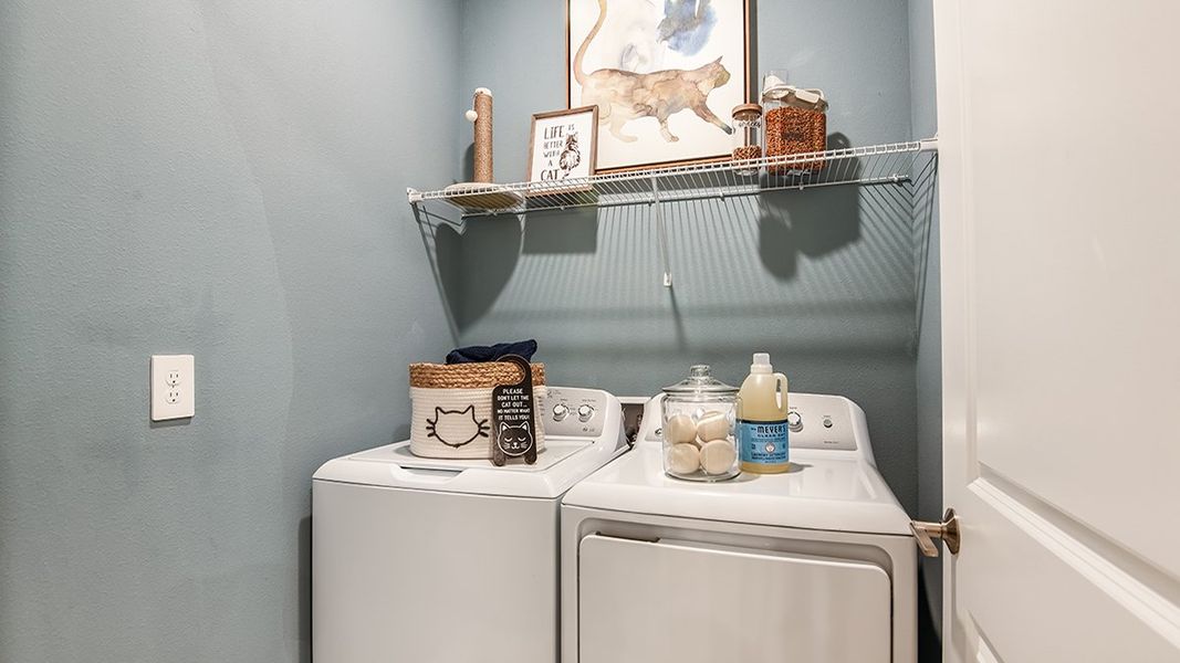 Close-up of interior finishes inside a home in Westview Community Group Page, Kissimmee (Image 22).