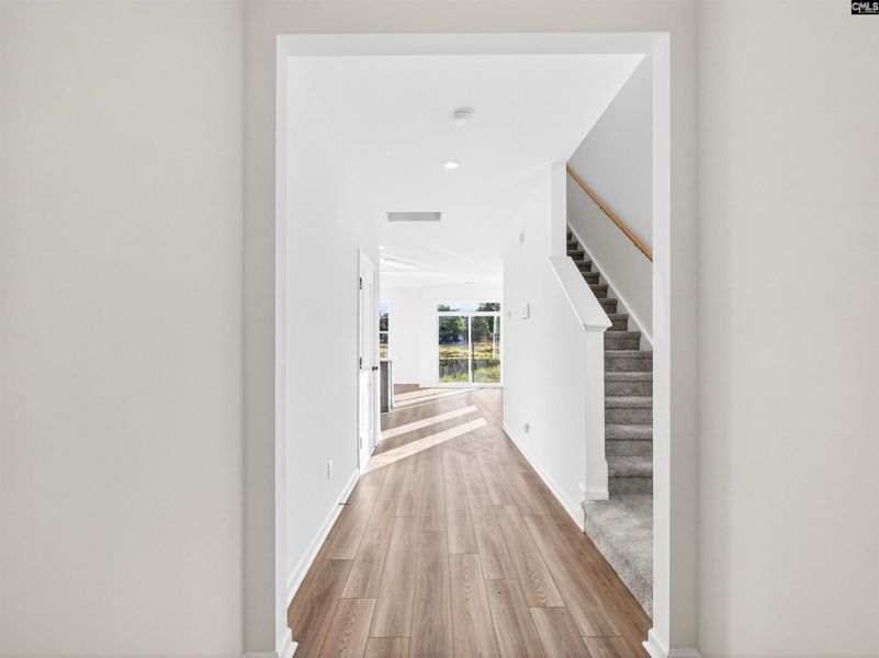 Spacious, unfurnished interior of a new home in Dunbar Village, Cayce (Image 16).