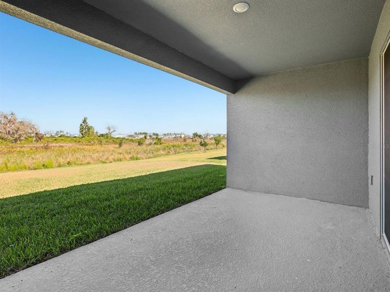 Exterior details and patio area of a home in Two Rivers - Signature Series, Zephyrhills (Image 24).