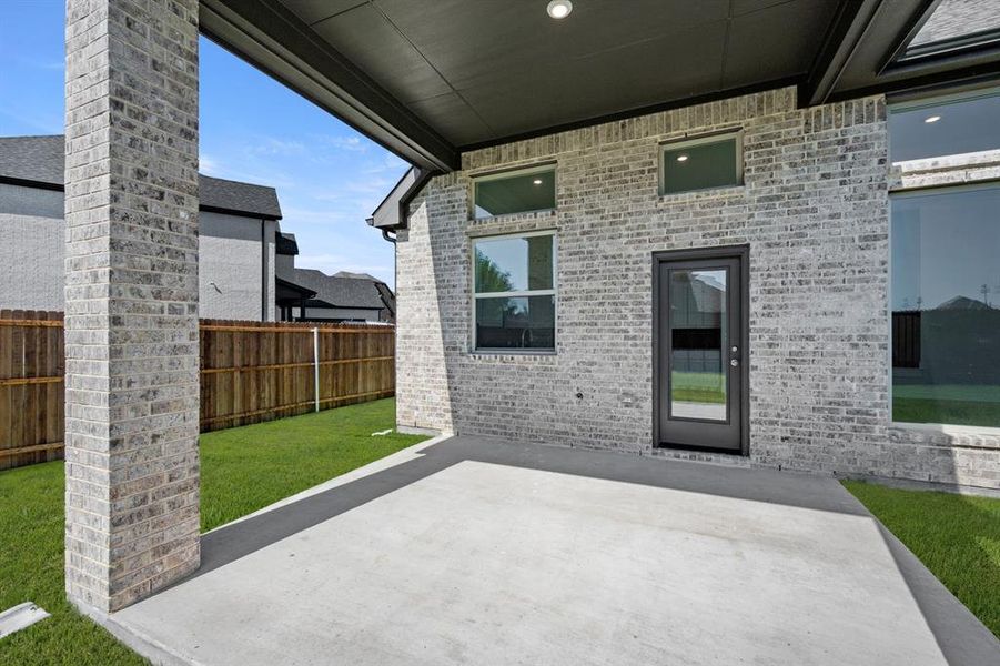 974 Reeves- Patio-1 974 Reeves- Patio-1