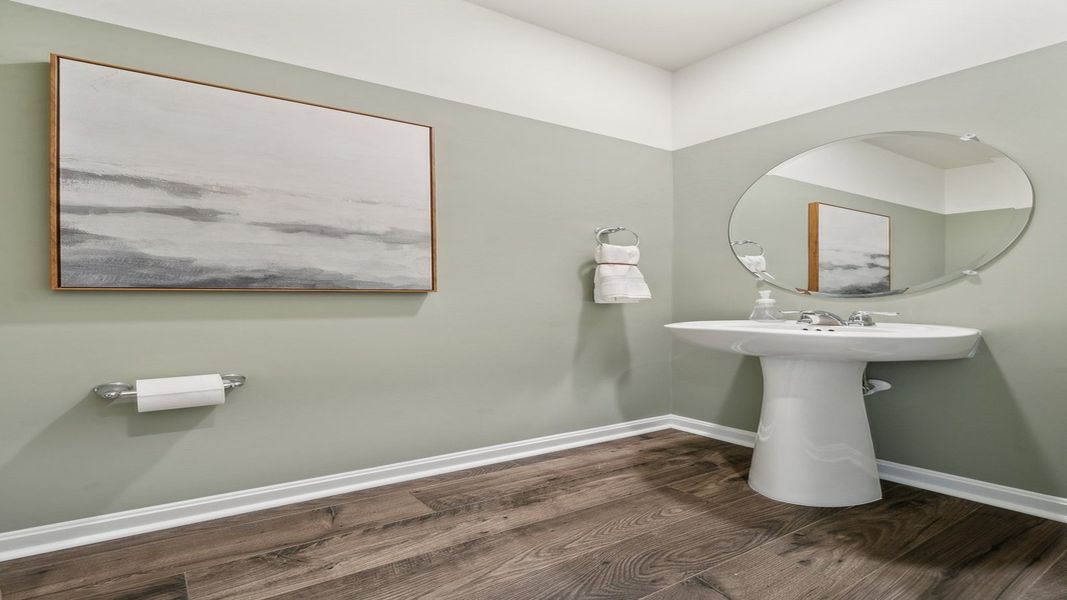 Furnished interior view inside a new home in Tooley Harbor, Elizabeth City (Image 7).