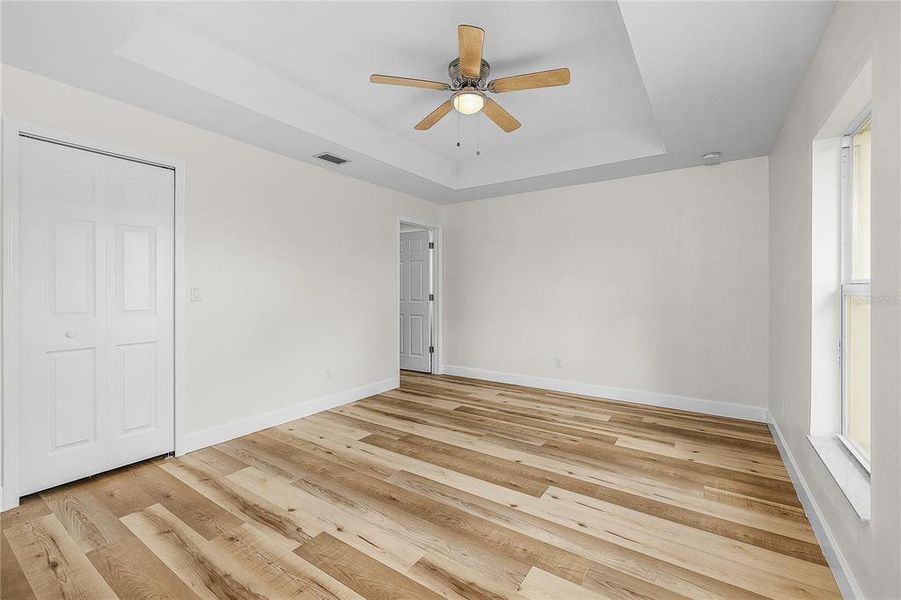 Spacious, unfurnished interior of a new home in , Punta Gorda (Image 41).