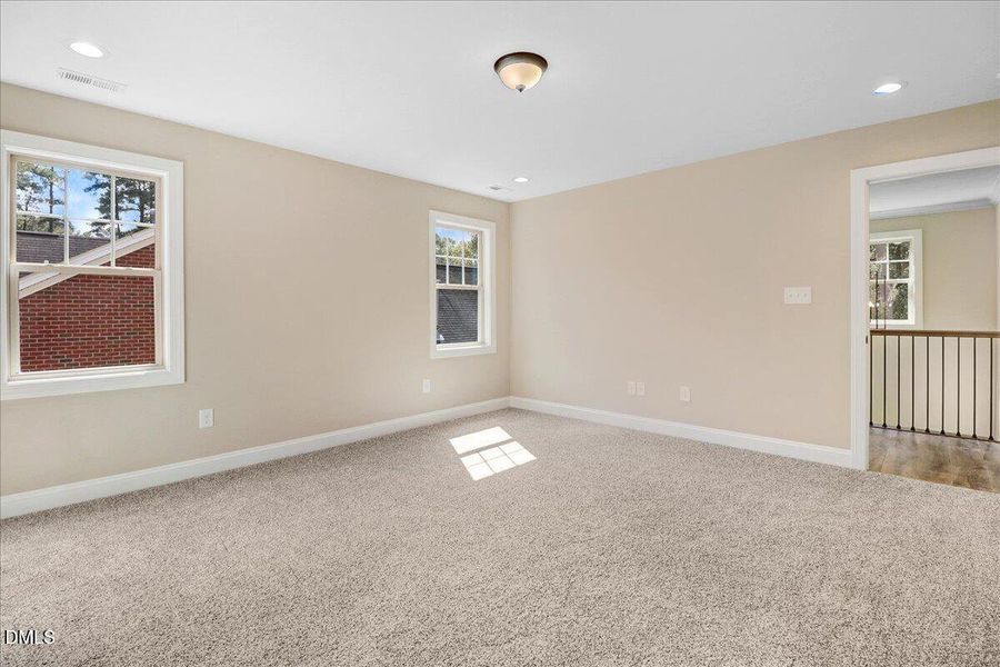 34-27 Wisteria Dr-34 34-27 Wisteria Dr-34