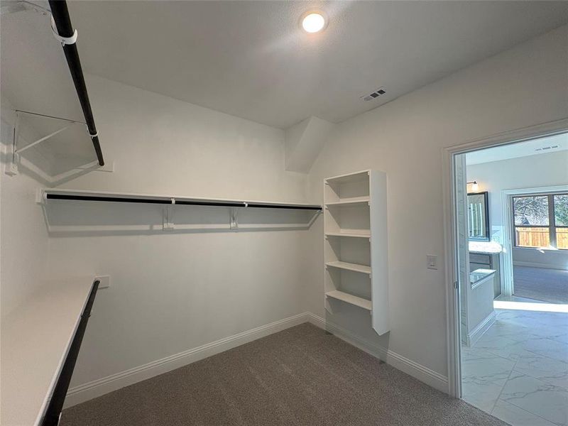 Image 16 of a home in .
