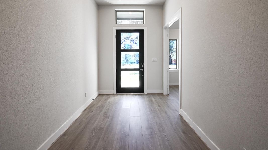 Spacious, unfurnished interior of a new home in Juniper Springs, Lockhart (Image 14).