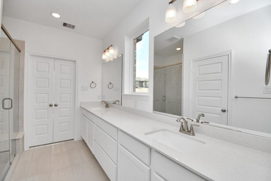 Furnished interior view inside a new home in Elyson, Katy (Image 12).