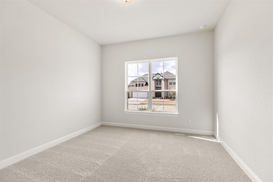 Spacious, unfurnished interior of a new home in Sunterra, Katy (Image 23). Spacious, unfurnished interior of a new home in Sunterra, Katy (Image 23).