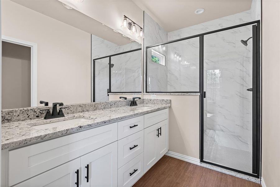Furnished interior view inside a new home in , Mineral Wells (Image 10).