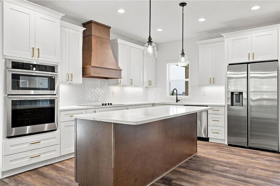 Furnished interior view inside a new home in , Cedartown (Image 9).