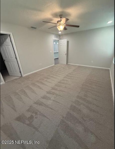 Image 37 of a home in .