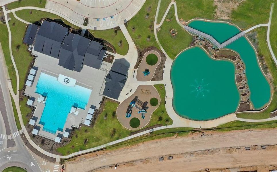 Community amenities in Tamarron, Fulshear (Image 24).