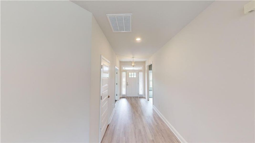 Spacious, unfurnished interior of a new home in , Griffin (Image 33).