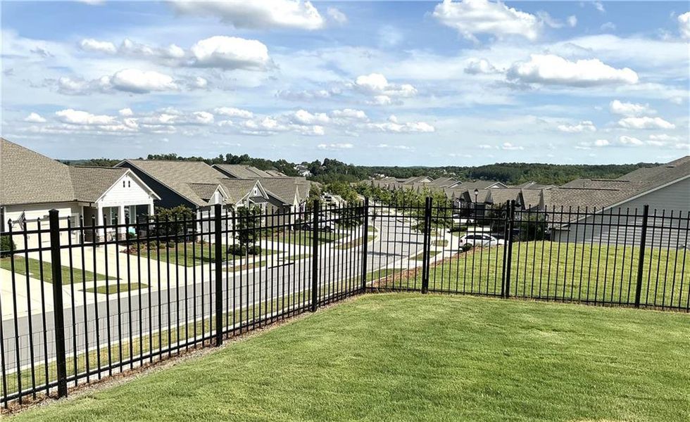 Community amenities in The Retreat at Sterling on the Lake 48', Flowery Branch (Image 40).