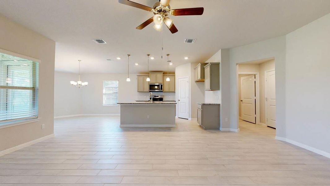 Spacious, unfurnished interior of a new home in Creekfall, Burnet (Image 16). Spacious, unfurnished interior of a new home in Creekfall, Burnet (Image 16).